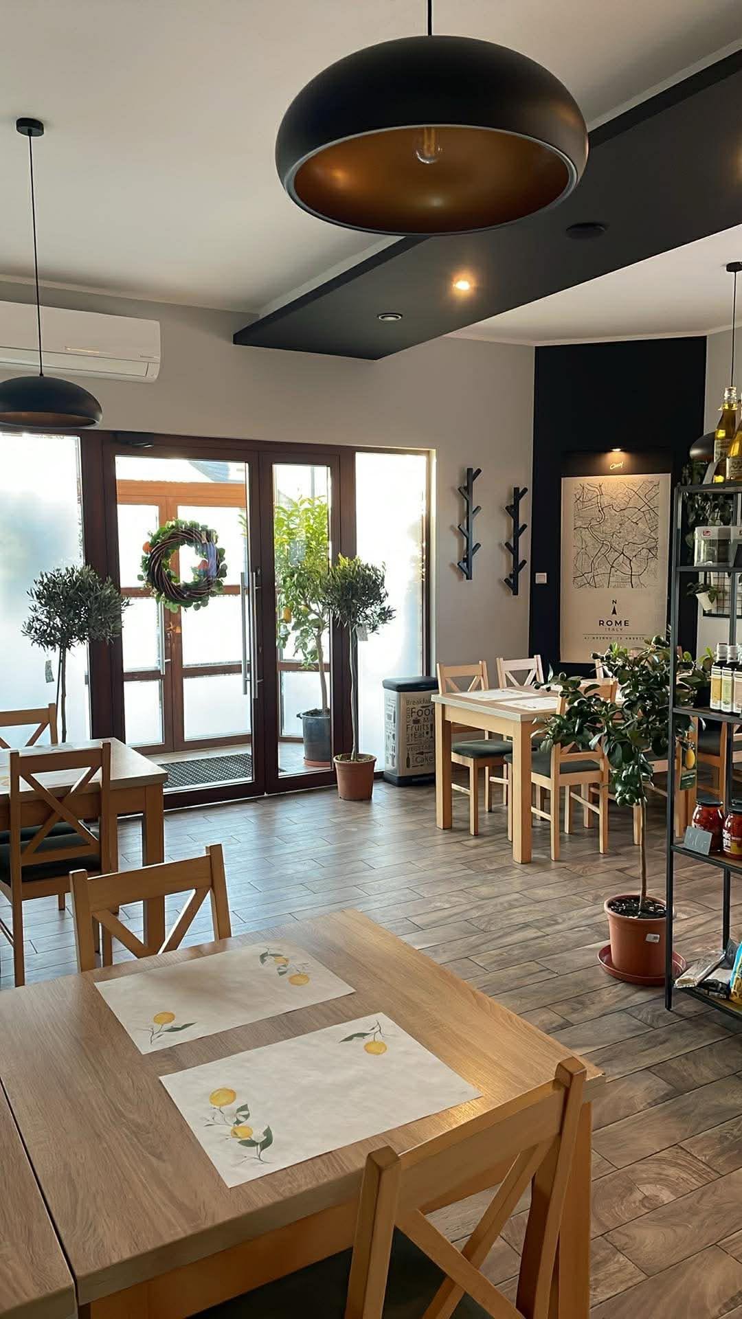 Wnętrze restauracji Ciao di Michele w Czastarach